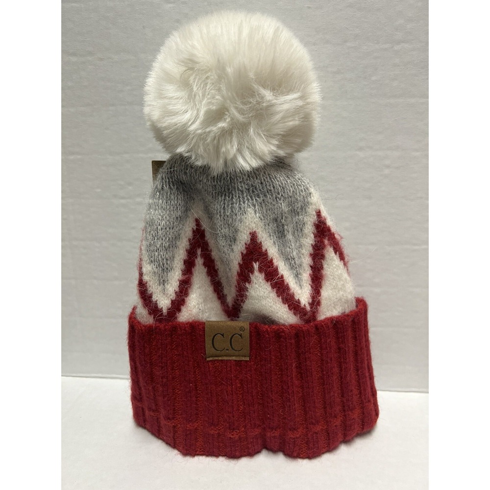 CC Pom Pom Burgandy Hat Winter‎ Knit Women's One Size
